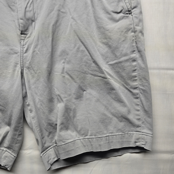 Polo by Ralph Lauren Light Gray Flat-Front Chino Shorts - Picture 3 of 10